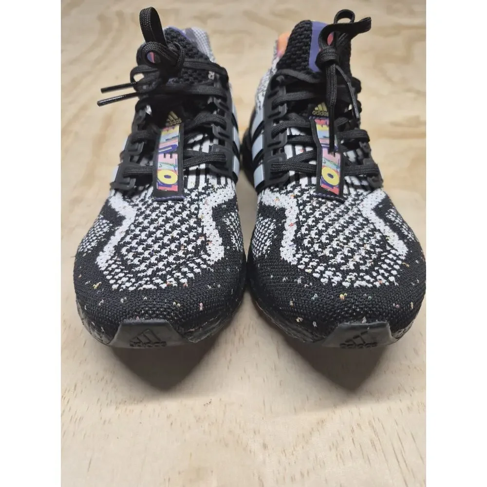 Adidas UltraBOOST 5.0 DNA Kris Andrew Small Love Unites Pride GY4424 Men’s Sz 9